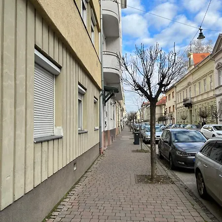 River - Free Parking Gyor Exterior photo